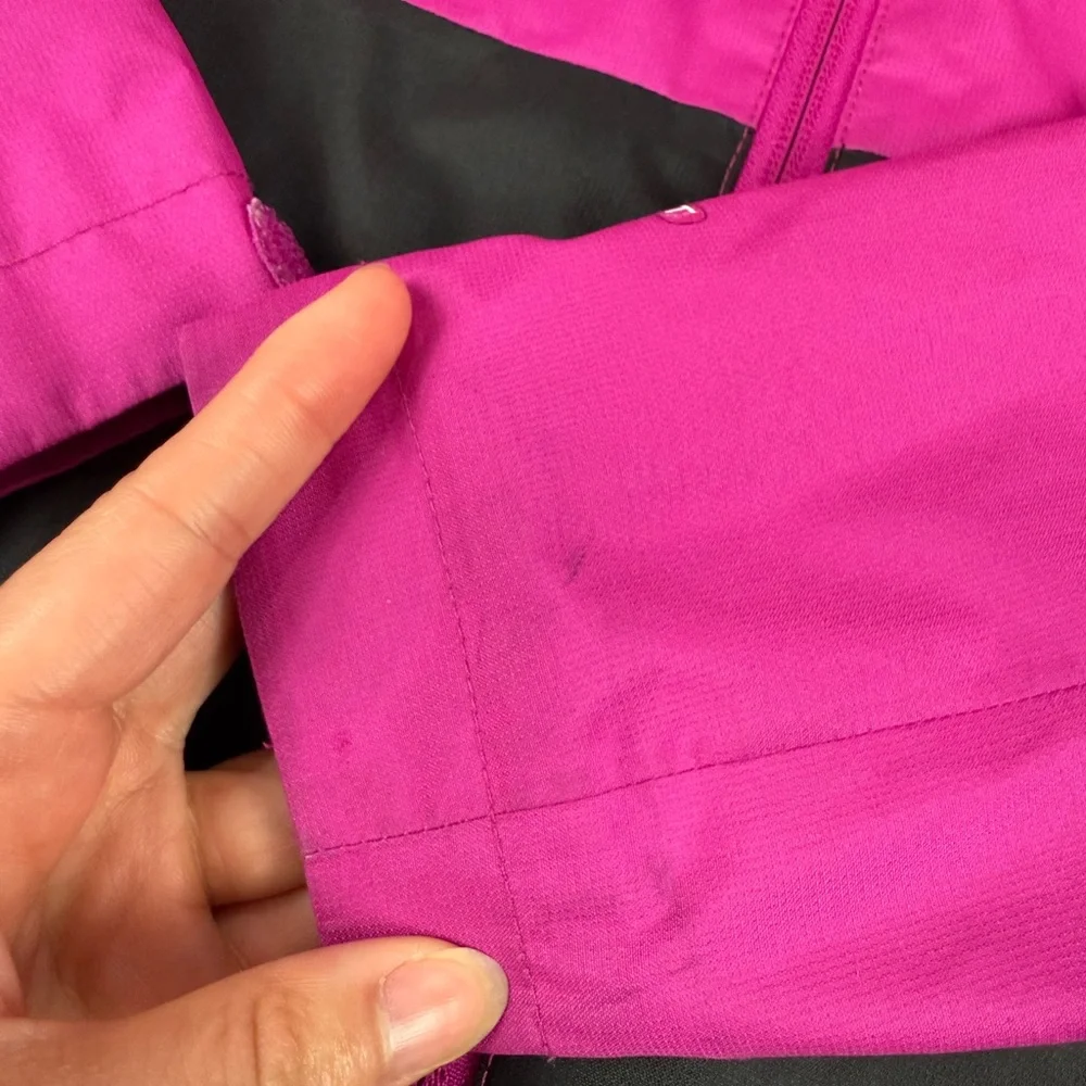 North Face Girls Pink Windbreaker Jacket‎